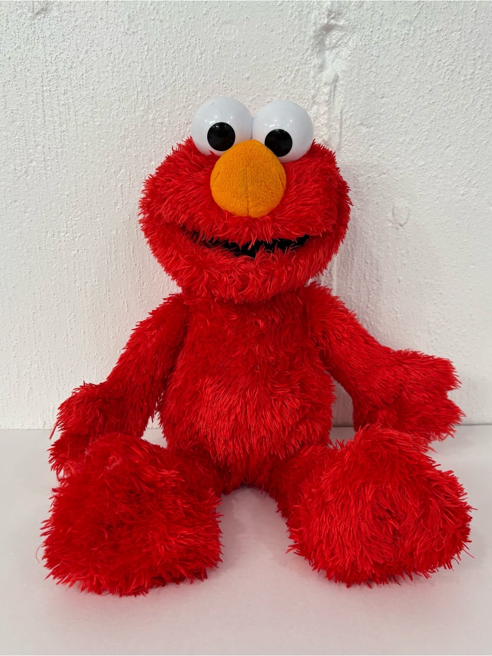 2016 Tickle Me Elmo Hasbro